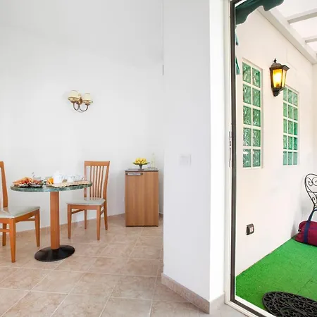 Relais Caposcuro Capri אנה קאפרי