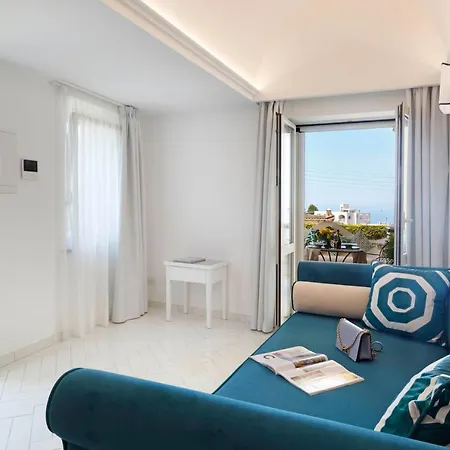 Relais Caposcuro Capri 2* アナカプリ