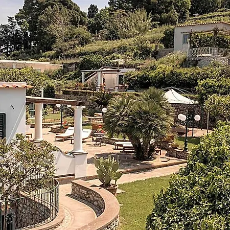 Relais Caposcuro Capri Hotel 2*